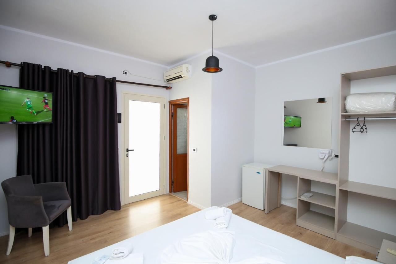 Skyhill Boutique Hotel Vlorë Exterior foto